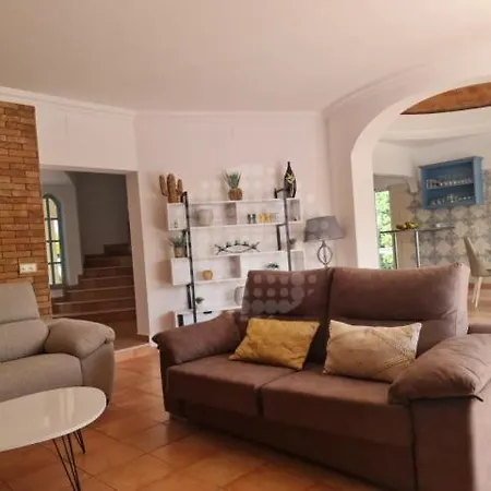 Oliveira Velha Holidays Hotel 4*