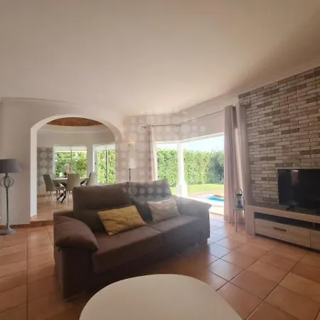 Ξενοδοχείο Oliveira Velha Holidays Αλμπουφέιρα